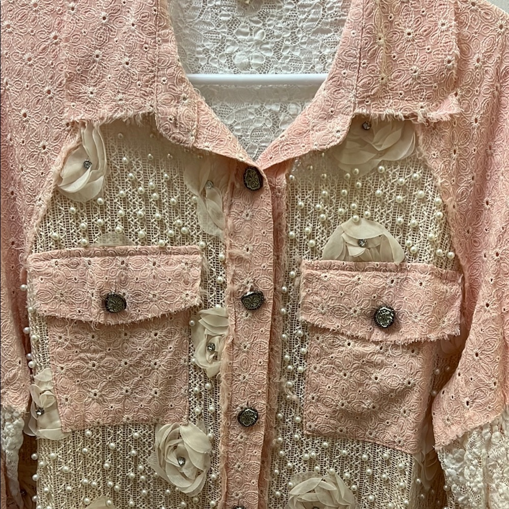 NWOT POL Blush and Ivory Button Down Shirt - Picture 2 of 8